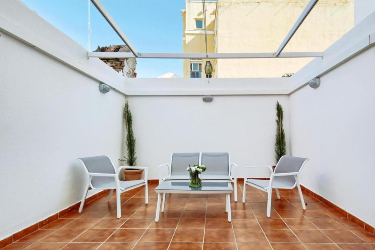 Amplio Piso Con Terraza Apartman Málaga Kültér fotó