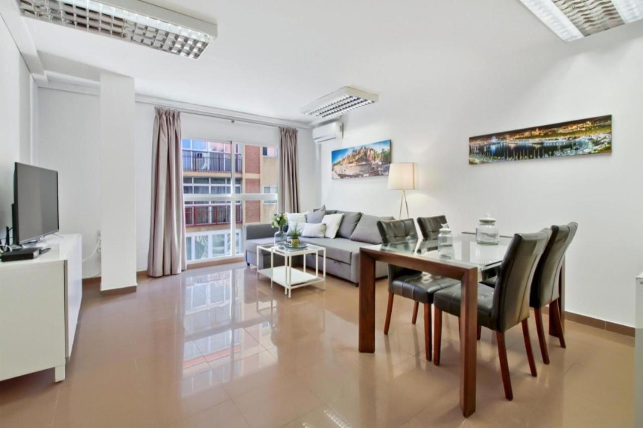 Amplio Piso Con Terraza Apartman Málaga Kültér fotó