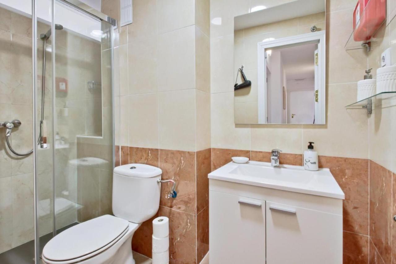 Amplio Piso Con Terraza Apartman Málaga Kültér fotó